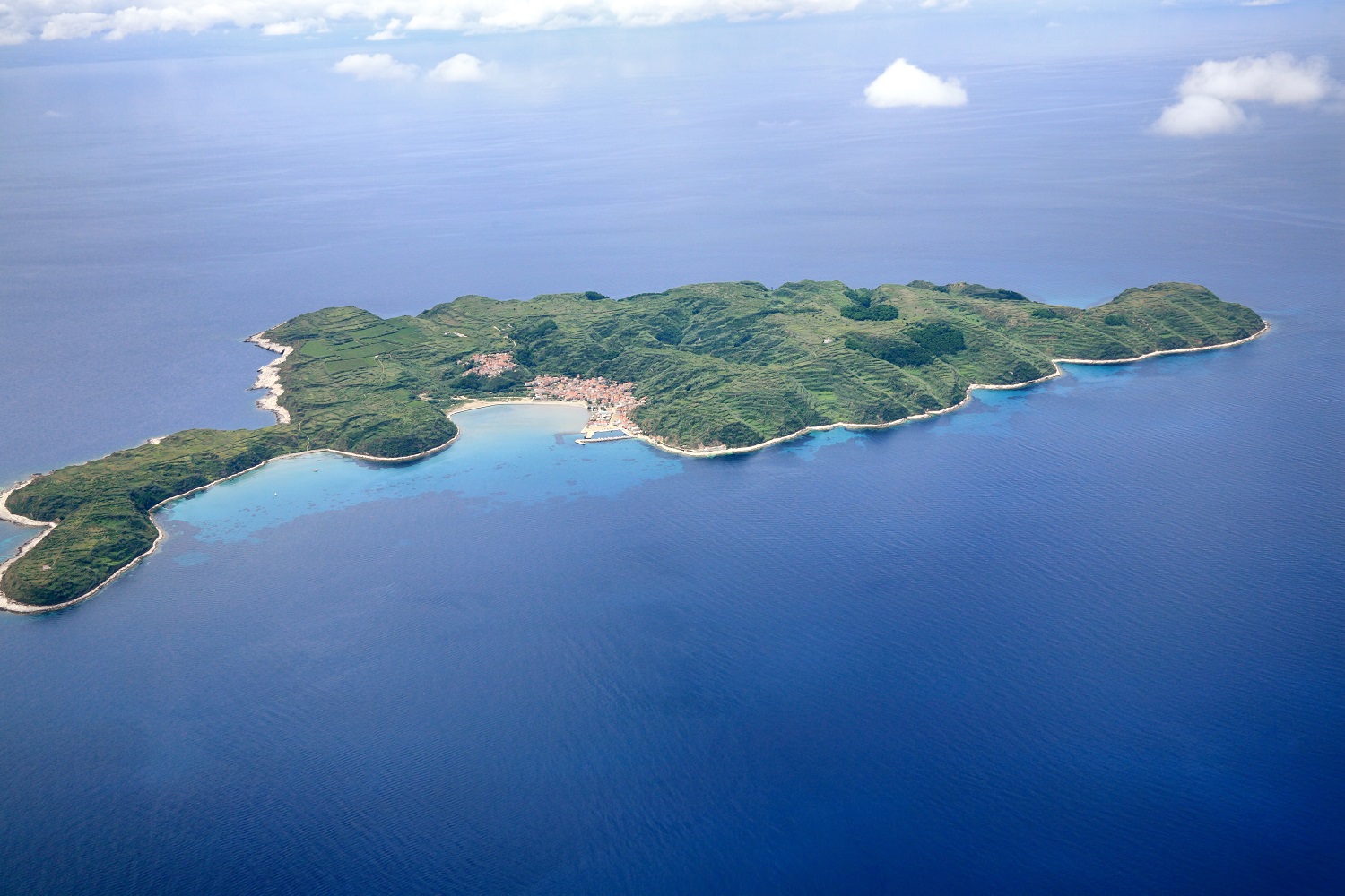Picture with an island